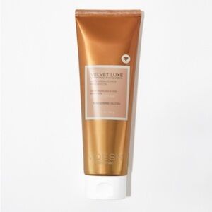 🩵5/$15🩵 Voesh Velvet Luxe Vegan Hand and Body Lotion in Tangerine Glow